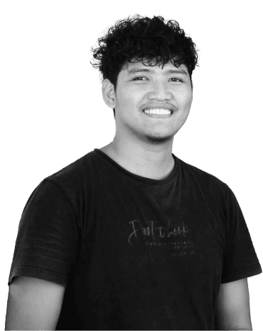 Foto Rahmat Hidayatullah dengan background transparan | hirahmat.dev